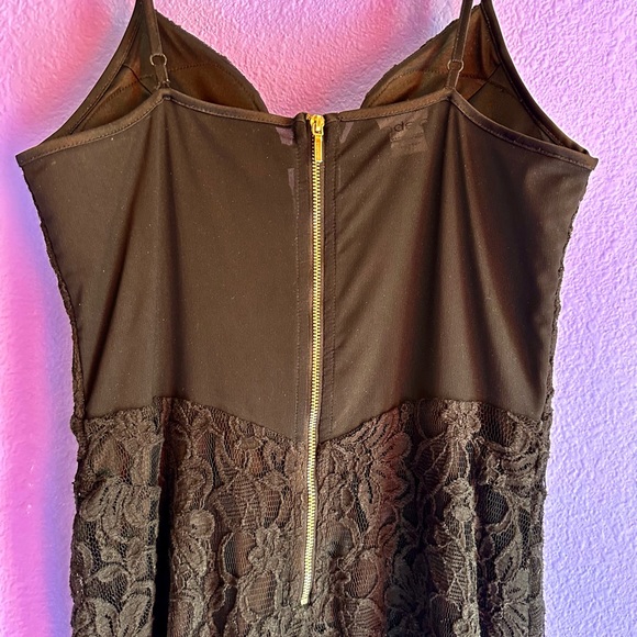 BEBE LACE BLACK COCKTAIL MIDI DRESS- SIZE SMALL - Picture 3 of 6